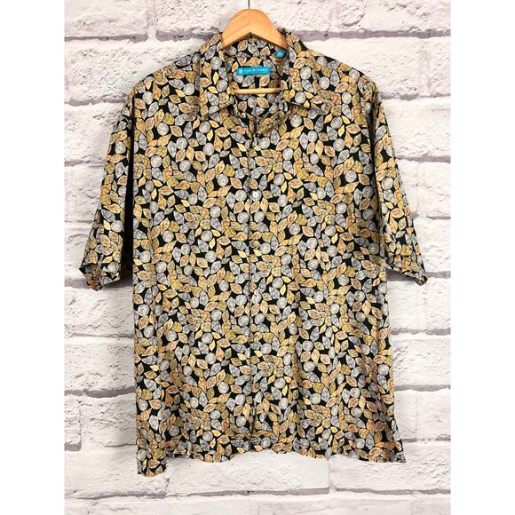 TORI RICHARD Men's XL Black All Over Seashell Print Hawaiian Cotton Lawn Shirt - Picture 2 of 9